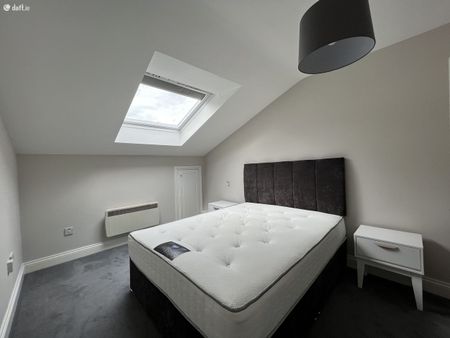 Apartment 8, Oaklands, York Road, Dublin 6 - Photo 2