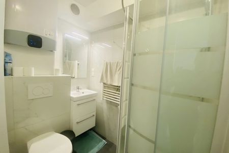 Studio meublé Centre Universitaire Méditerranéen - Photo 4