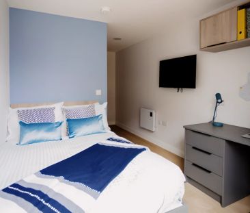 Townhouse Large En-suite - Photo 3