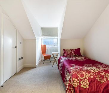 3 bedroom end of terrace house to rent - Photo 1