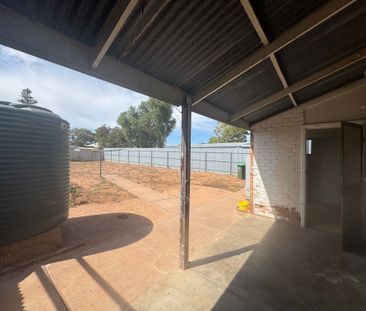 18 Bryant Street, Port Augusta West SA 5700 - Photo 5