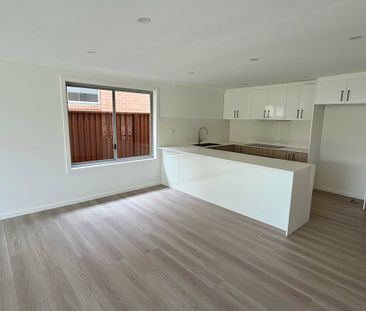 14 Glenbrook St, Jamisontown NSW - Photo 5