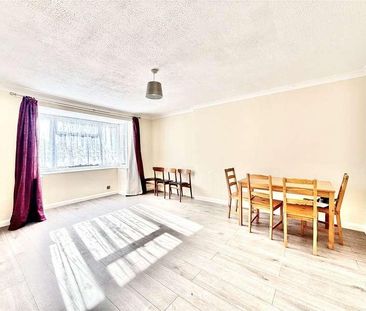 Gilpin Way, Harlington, West Drayton, UB3 - Photo 4