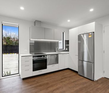 43 New Brighton Road, Shirley - Photo 5