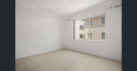 Neat & Tidy with Water Views - Photo 2