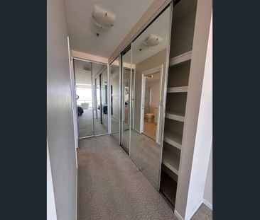 Waterfront Apartment Living in Marine Parade - Photo 1