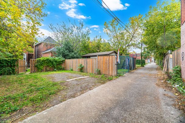 For Lease - 67 West Avenue Unit# Unit #2 - Second Floor, Hamilton, Ontario - Photo 1