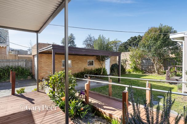 230 Koornang Rd, Carnegie - Photo 1