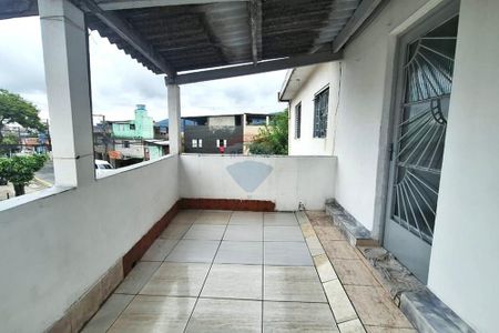 Casa térrea de 2 dormitórios amplos, com aproximadamente 15 m² cada dormitório - Foto 2