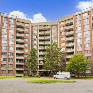 Loft - 10500 Boulevard De L'acadie, Montréal - Photo 2