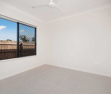 17 Carabeen Court, Mount Low QLD 4818 - House For Rent | Domain - Photo 5