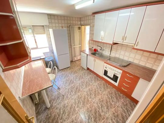 Calle de Graena, Madrid, Community of Madrid 28041 - Photo 1