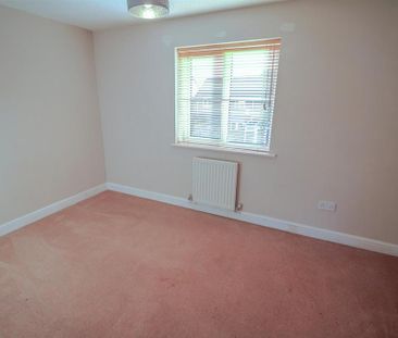 2 bedroom semi-detached house to rent - Photo 4