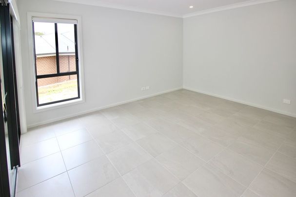 34 Crows Ash Avenue, Edgeworth - Photo 1