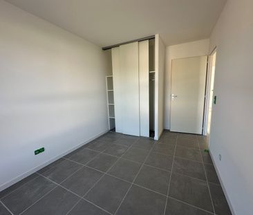 Location Maison 4 pièces 84m² ST JULIEN L ARS 86800 - Photo 3