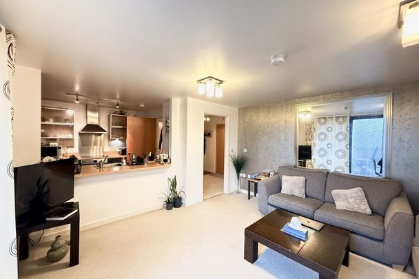 Geoffrey Watling Way - Photo 1