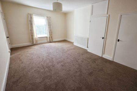 2 bedroom House To Let - Photo 2