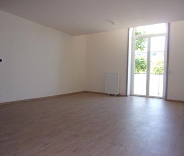 Location Appartement 3 pièces 70m² VERNON 27200 - Photo 2