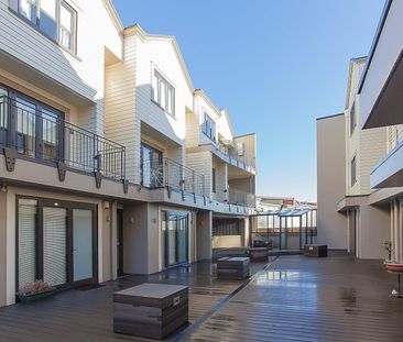 Two Bedroom Furnished Townhouse In Grammar Zone - Photo 1