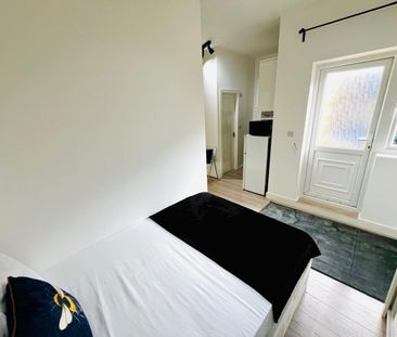 Studio Flat, Meyrick Road, NW10 - Photo 6