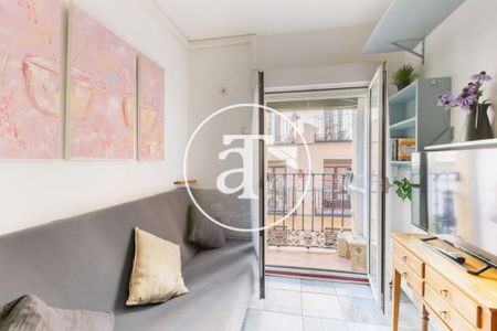 Monthly rental apartment with one bedroom suite and balcony in the center of Madrid - Photo 3