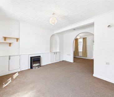 3 bedroom semi-detached house to rent - Photo 3