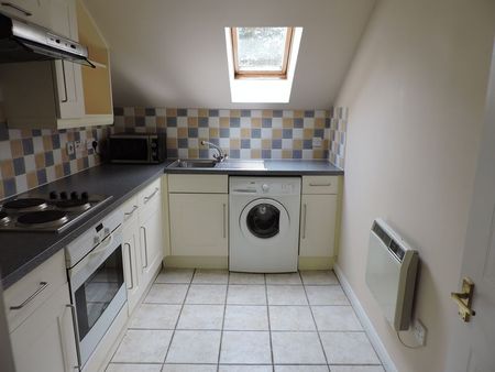 Norn Hill, Basingstoke - Photo 5