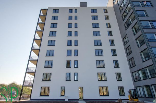 Appartement op de 8ste verdieping met 1 slaapkamer en ruim terras in Residentie 'BELLE FONTAINE' in Turnhout. - Foto 1