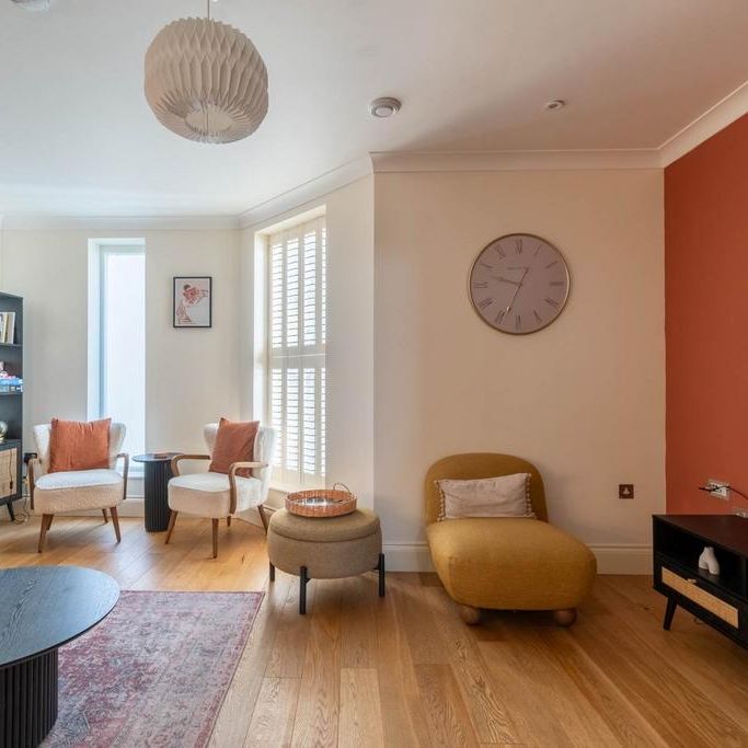 4 bedroom terraced house to rent - Photo 1