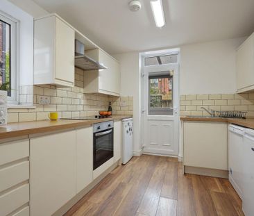 4 bedroom house share to rent - Photo 3