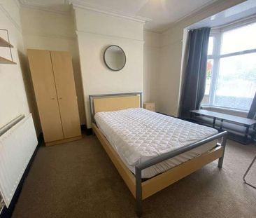 Affordable Bedroom House, LN5 - Photo 2