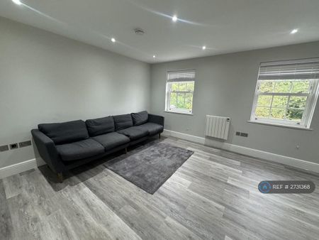 1 bedroom flat to rent - Photo 2