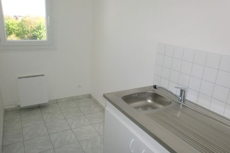 MONDEVILLE - Appartement 1 pièce - Photo 4