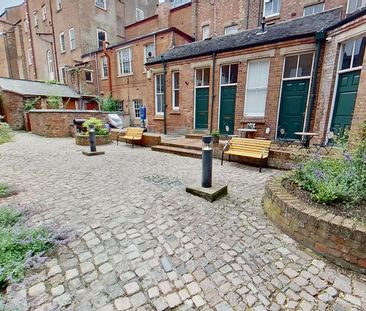 2 Bedroom Town House - Photo 3