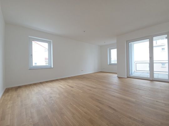 Helle 2-Zimmer-EG-Wohnung mit sonniger Terrasse - Foto 1