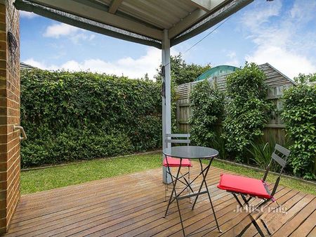 3/9 Madison Court, Mount Waverley - Photo 3