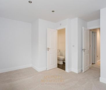 2 bedroom semi-detached house to rent - Photo 4