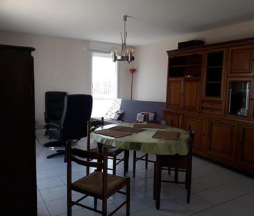 Location Appartement 2 pièces 54m² ST NAZAIRE 44600 - Photo 1