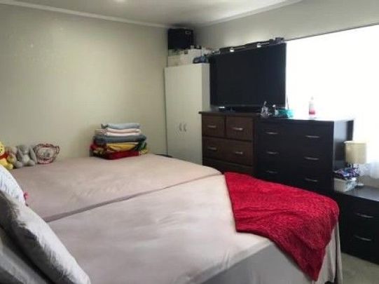 🏡 Spacious 3-Bedroom Home for Rent 🏡 - Photo 1