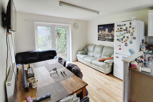 4 bedroom townhouse to rent - Photo 1