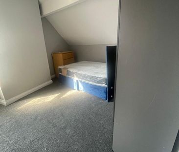 Room in a Shared House, Royal Park Avenue, LS6 - Photo 3