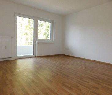 Bezugsfertige 3-Zimmer-Wohnung im Erdgeschoss mit Balkon und Lamina... - Photo 6