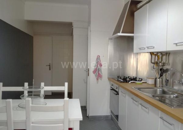 Apartamento T3 em Lisboa