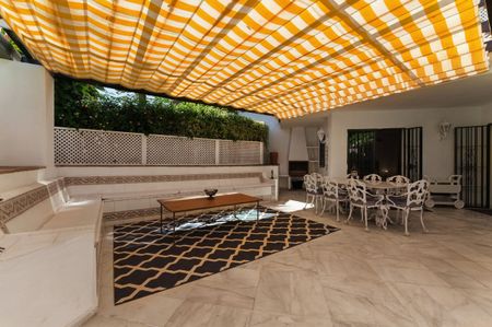 Apartamento planta baja en alquiler en Marbella, Marbella - Photo 4