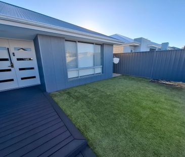 Modern Low Maintenance Home with Spa - Photo 5