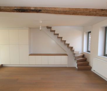 DESIGN APPARTEMENT MET GEZELLIG TERRAS EN PRIVATE PARKING - Photo 2