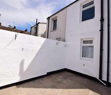 Chamberlain Street, Wallasey, CH44 - Photo 6