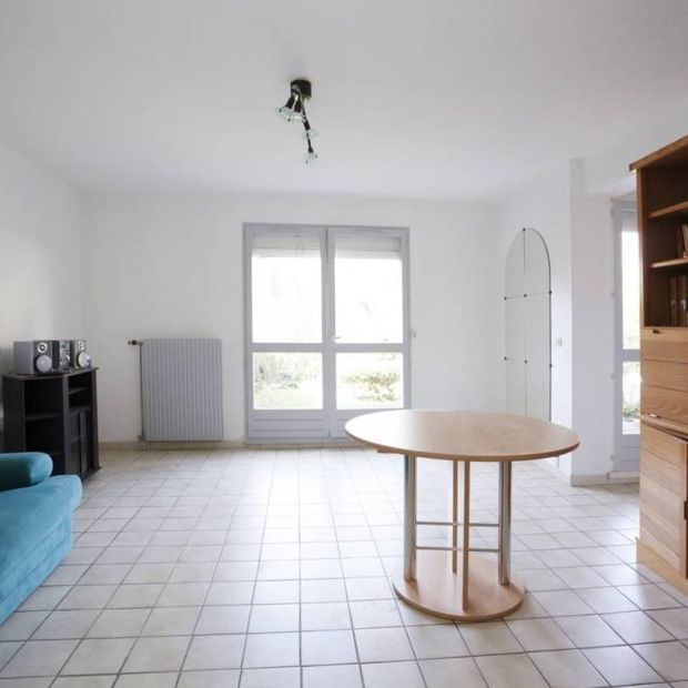 Appartement T3 à ST EGREVE - Photo 1