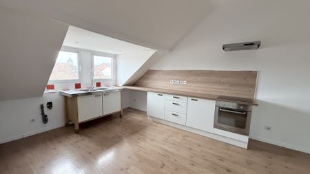Location Appartement 2 pièces 78m² COURRIERES 62710 - Photo 2