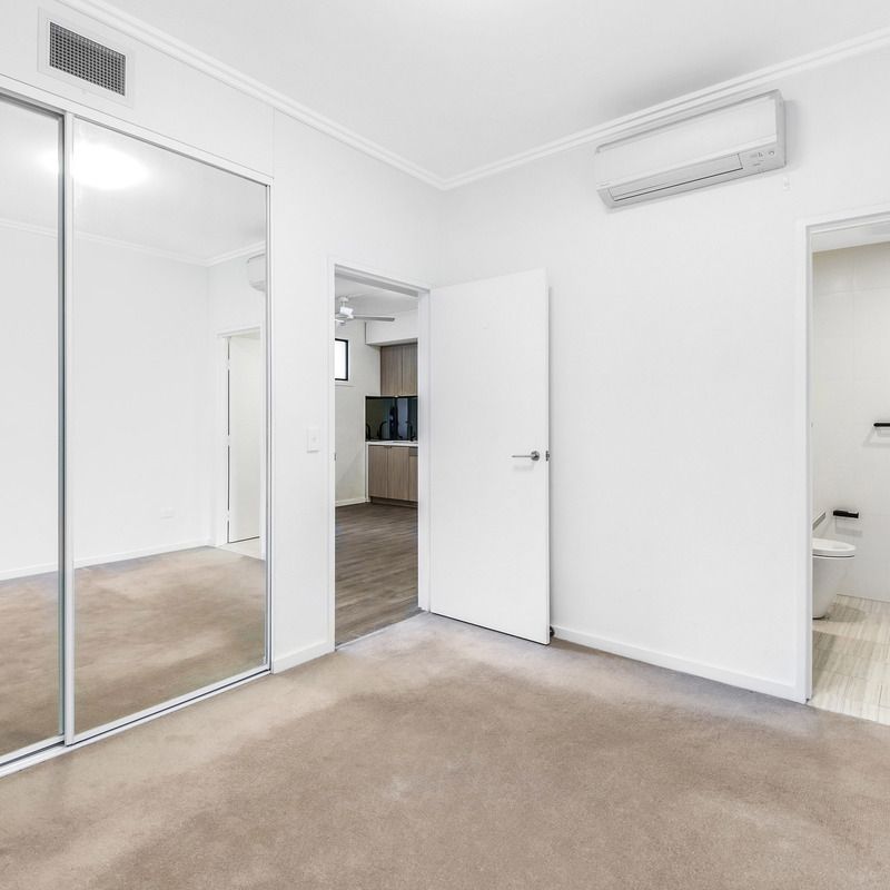 Deposit Received I Three Bedrooms I 6 Mins to Burwood Train Station - Photo 1